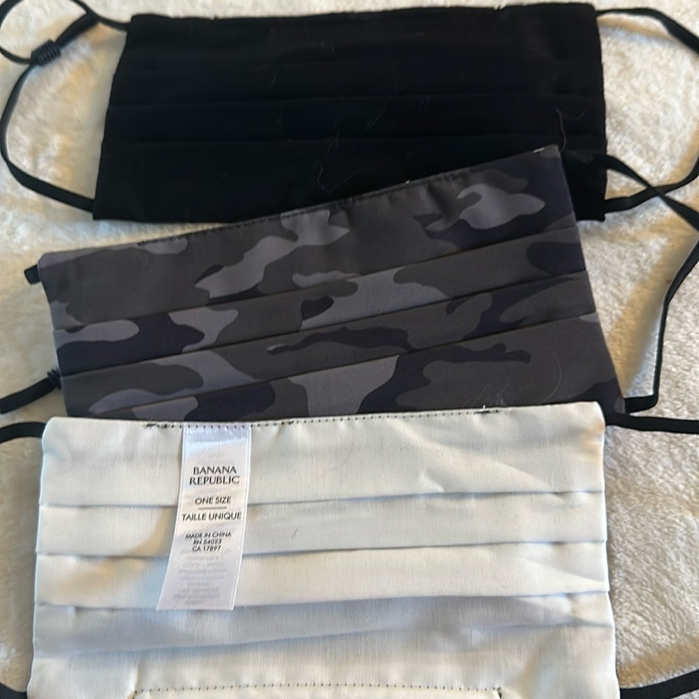 Set of 3 banana republic face masks new
